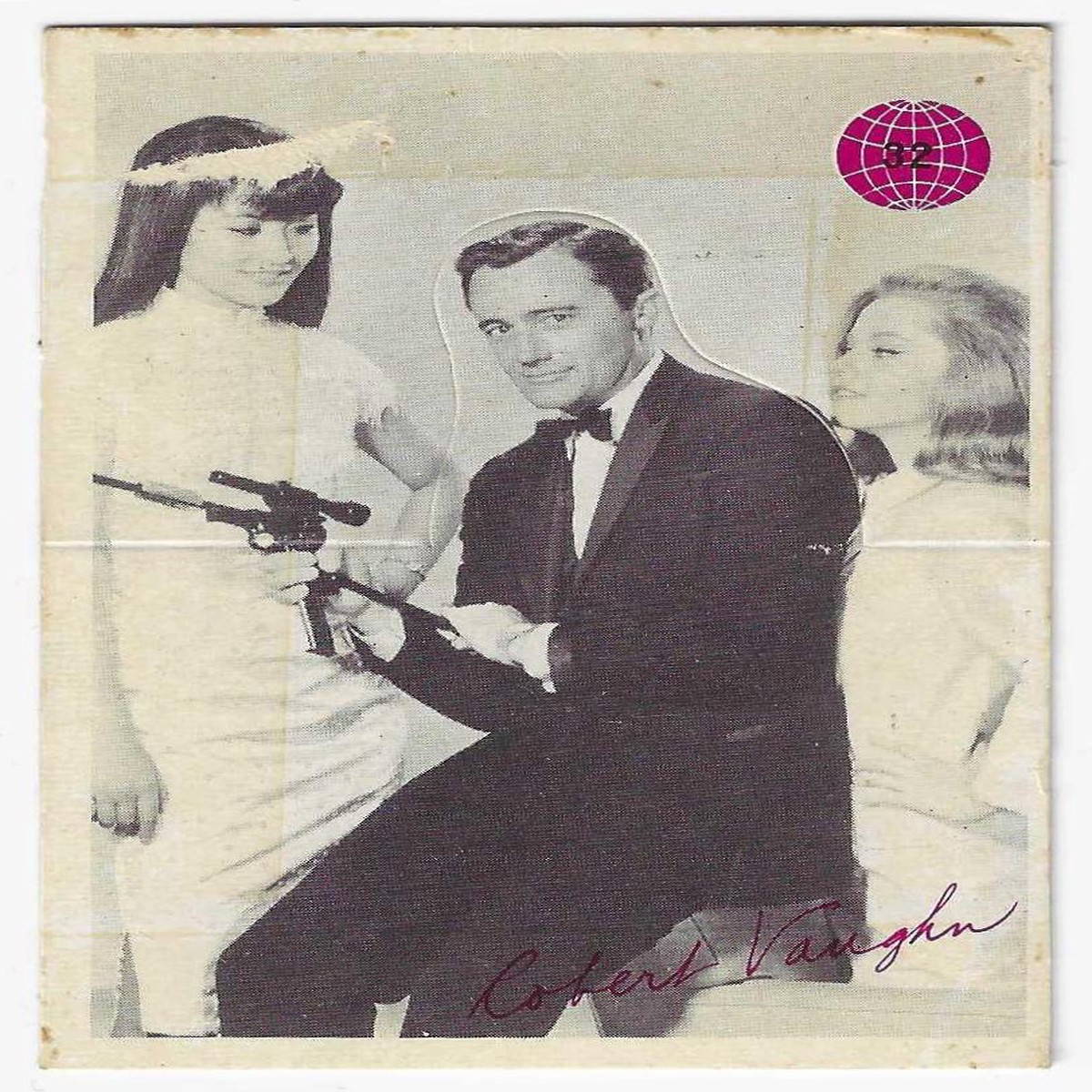 1967 Scanlens Man From U.N.C.L.E. (32) Robert Vaughan Die Cut