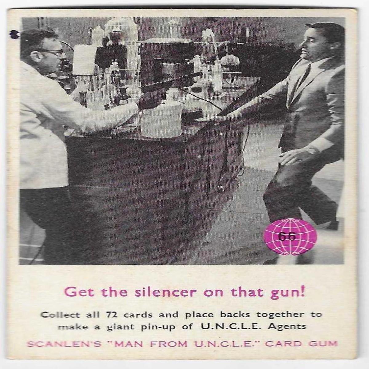 1967 Scanlens Man From U.N.C.L.E. (66) Get the Silencer On That Gun!